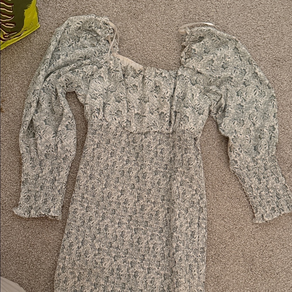 Elegant Floral Puff Sleeve Dress